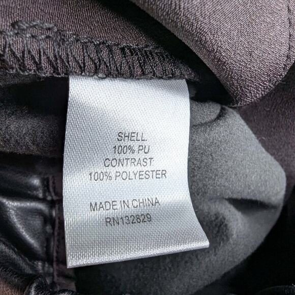 Lovers + Friends Black Vegan Faux Leather Cargo Pants Jogger Utility Size Medium - Picture 14 of 15